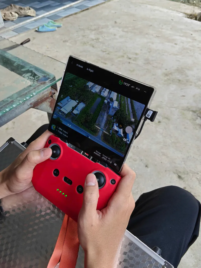 Khảo sát mặt bằng trang trại bằng flycam